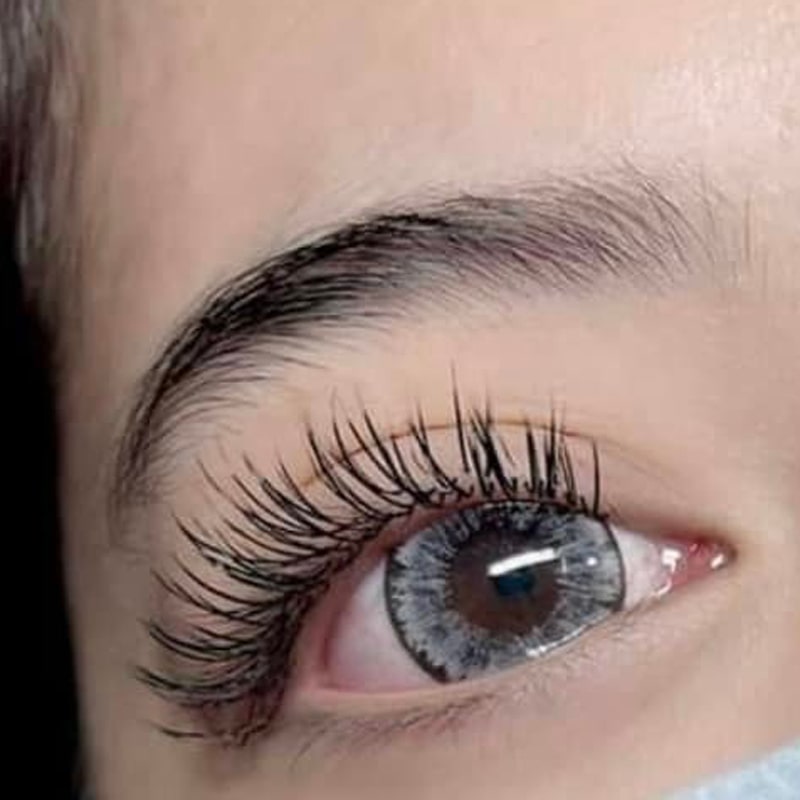 Medium Eyelashes